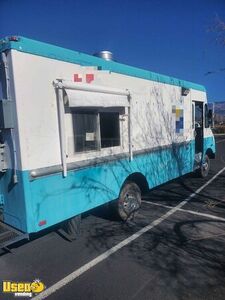 27' Turnkey Chevy P30 Food Truck  w/ 2020 18' Kitchen Buildout + Ansul System