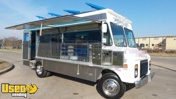 Used Chevy P30 Lunch Truck