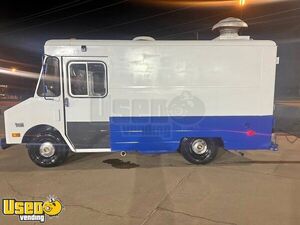 Versatile - Chevrolet P30 All-Purpose Food Truck Mobile Food Unit