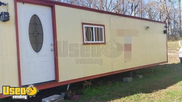 27' Street Food Concession Trailer / Ready to Roll Mobile Food Unit