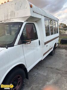 Customizable - 2001 GMC Coffee & Beverage Truck | Mobile Beverage Unit