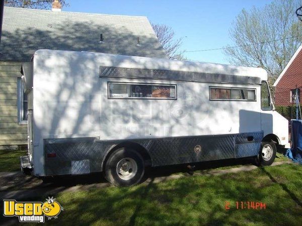 1978 Mobile Restaurant Truck