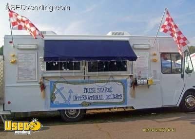 Concession Truck/ Mobile Kitchen