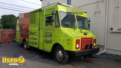 Chevy P-30- Grumman Olson Food Truck