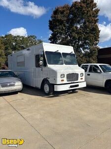 LOADED & LOW MILES - 2020 22' Freightliner MT45 Diesel Food Truck with Pro-Fire Suppression