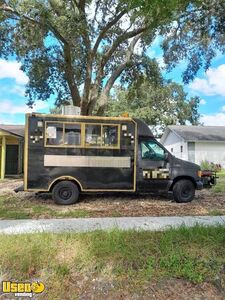 2000 10.5' Ford E350 Food Truck with Pro-Fire Suppression