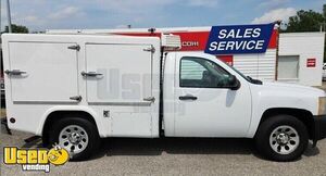 LOW MILES 2009 Chevrolet Silverado Hot and Cold Lunch Serving Canteen Food Truck