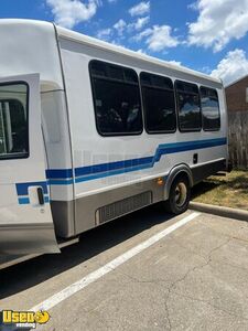 2015 Fully Equipped Snow Cone / Shaved Ice & Ice Cream Truck w/ New Workspace