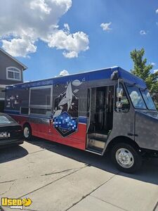 2019 30' Ford F59 Stand Alone Bakery Food Truck | Mobile Unit