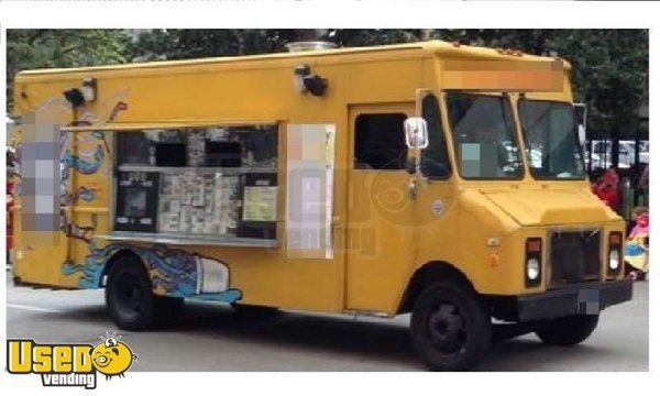 24' Food Truck Mobile Kitchen