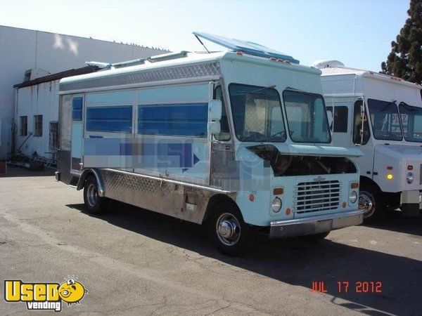 1987 - Chevy All Aluminum Catering / Food Truck