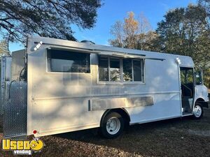 2007 Freightliner MT45 Food Truck with 2024 Kitchen Build-Out