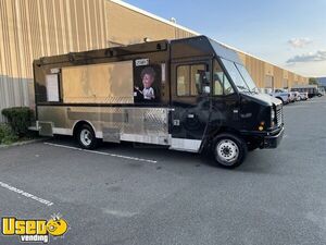 2006 Chevy Workhorse W42 All-Purpose Food Truck | Mobile Food Unit