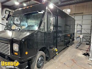 2006 20' Freightliner All-Purpose Food Truck with Fire Suppression System