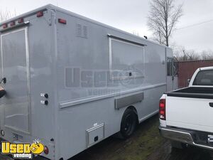 2003 27' Workhorse Utilimaster P42 Food Truck | 2023 Kitchen Built Out with Pro-Fire Suppression