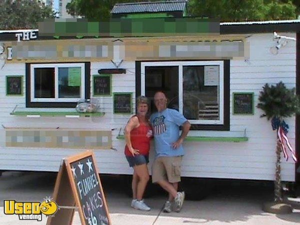 2011 - 16' x 8' Concession Trailer