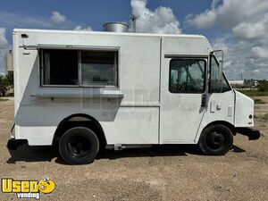 LOW MILES TURNKEY - 19' GMC P3500 Diesel Food Truck with Pro-Fire Suppression