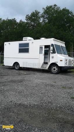 Oshkosh Cummins Food Truck