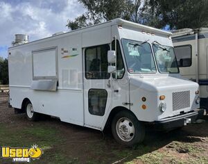 Like New - 2007 Workhorse Step Van Kitchen Food Truck with Pro-Fire System