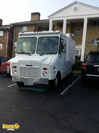 NSF Approved Chevy Food Truck Mobile Kitchen