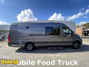 Low Mileage - 2021 Mercedez Benz Sprinter 4500 Diesel Food Truck