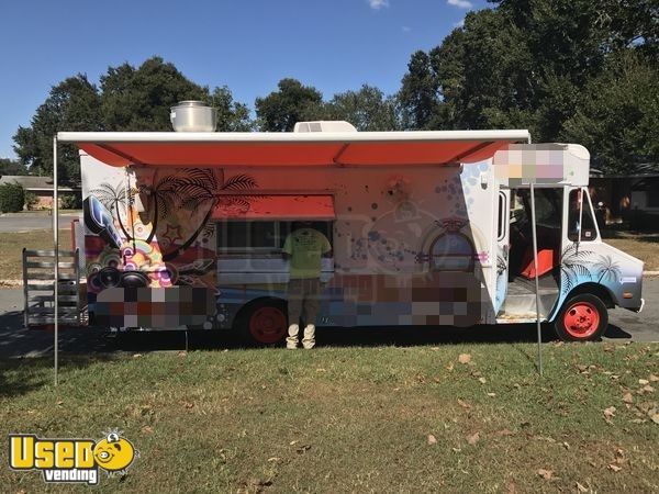 Very Clean Chevrolet Step Van Kitchen Food Truck / Used Mobile Kitchen