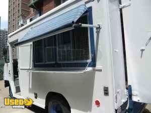 17' Ford Stepvan Food Vending Truck