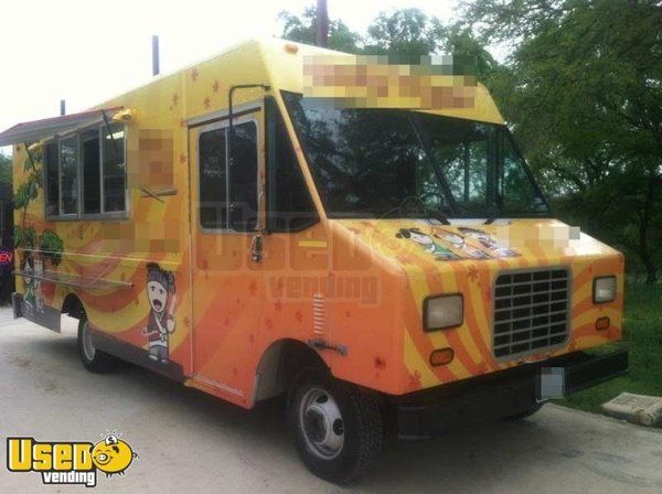 1995 - Chevrolet P30 Food Truck