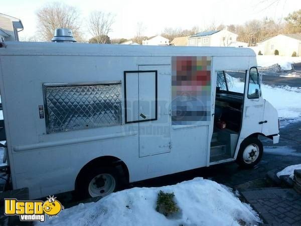 Freightliner Food Truck