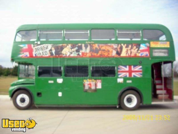 1961 - 32' Double Decker Bus Food Truck / Lunch Truck