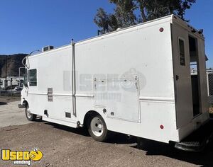 Well Equipped - 2005 Workhorse P42 Step Van Food Truck with 2021 Kitchen Build-Out