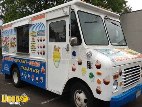 1986 Chevy P30 Ice Cream Truck