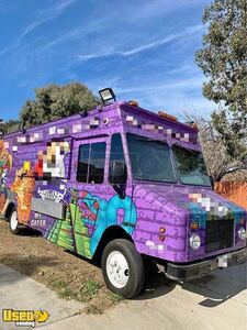 2001 Freightliner Diesel Kitchen Food Truck with Pro Fire Suppression