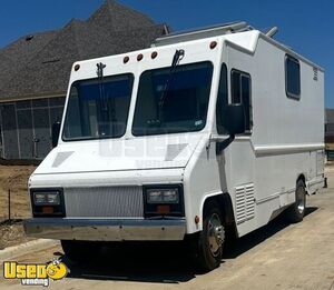 2001 Chevrolet All-Purpose Food Truck with New Engine Mobile Food Unit
