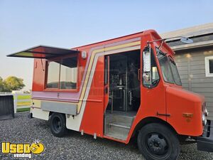 TURNKEY - 2003 22' GMC Workhorse Mini Donut and Coffee Truck | Mobile Dessert Unit